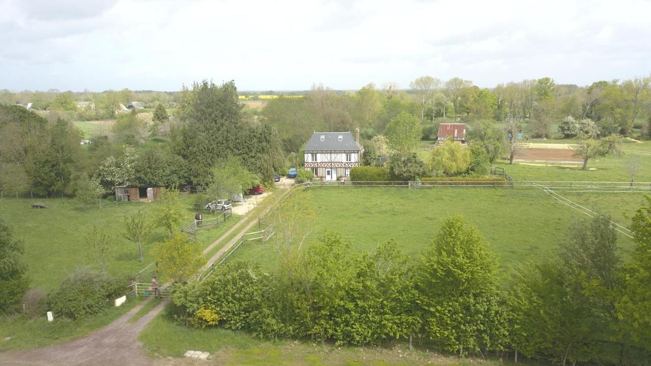 Gite Chez Loupi Épaignes Exterior foto